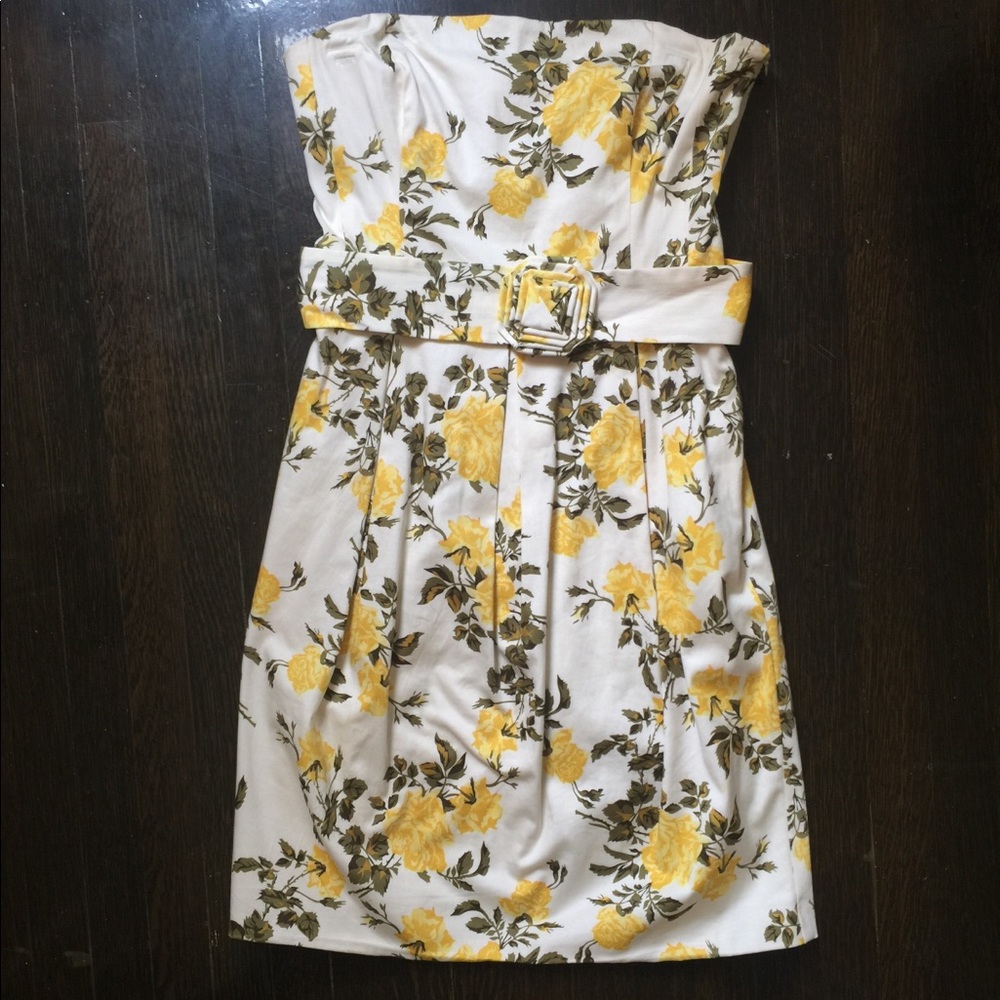 Yellow rose floral print strapless dress w/belt.